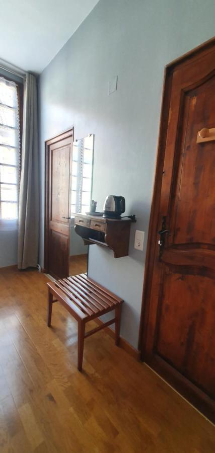Au Chambellan Bed & Breakfast Ay-Champagne Bagian luar foto