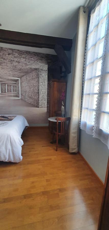 Au Chambellan Bed & Breakfast Ay-Champagne Bagian luar foto