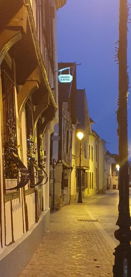 Au Chambellan Bed & Breakfast Ay-Champagne Bagian luar foto