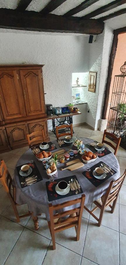 Au Chambellan Bed & Breakfast Ay-Champagne Bagian luar foto